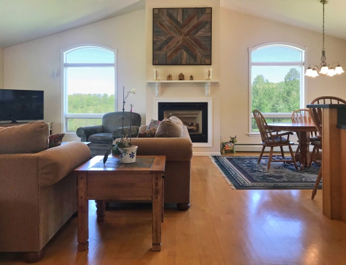 Cathedral Ceiling Living Room – 219 West View Drive